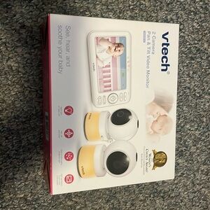BRAND NEW NEVER OPENED!! Vtech 2 camera pan and tilt video monitor